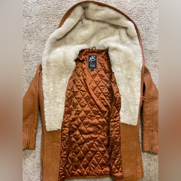 Leather Jacket - Picture 5 of 5